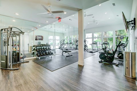 Fitness Center with Modern Equipment  at Blu on the Boulevard, Baton Rouge